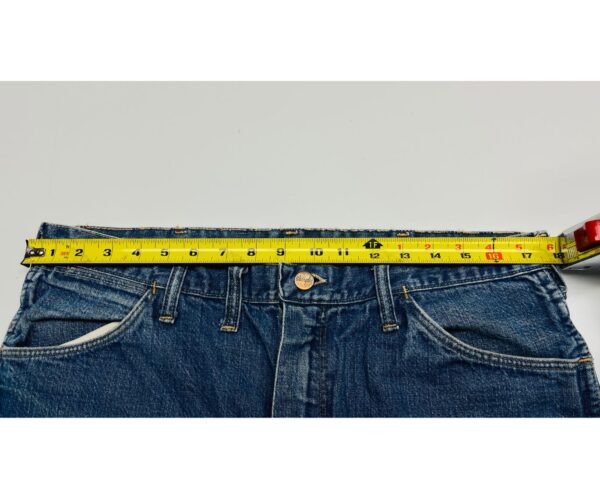 60's–80's Wrangler High-Waisted Cut-Off Jean Shorts – Size 38 x 32 - Image 7