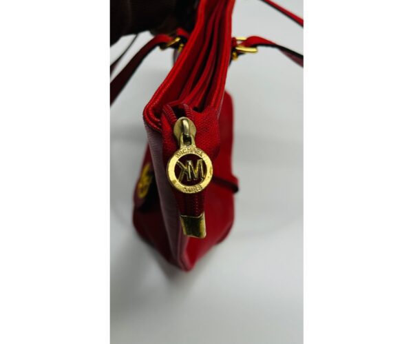 Michael Kors Jet Set Medium Tote Bag –Bright Red Saffiano Leather –Gold Hardware - Image 3