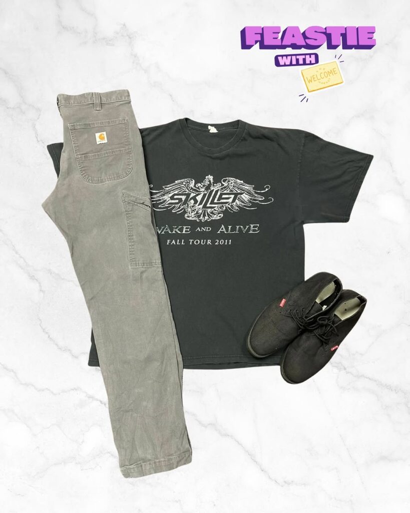 Skillet Wake and alive fall tour 2011 tee, Carhartt Pant and Levies Shoes