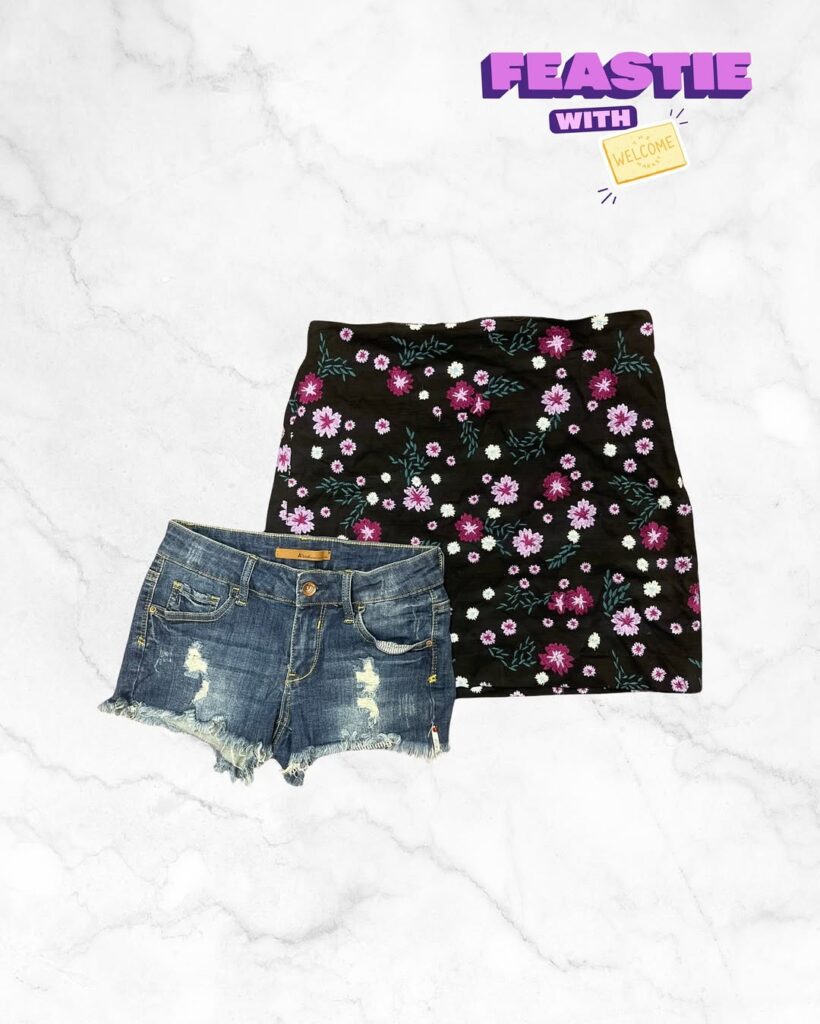 printer black skirt and blue denim shorts